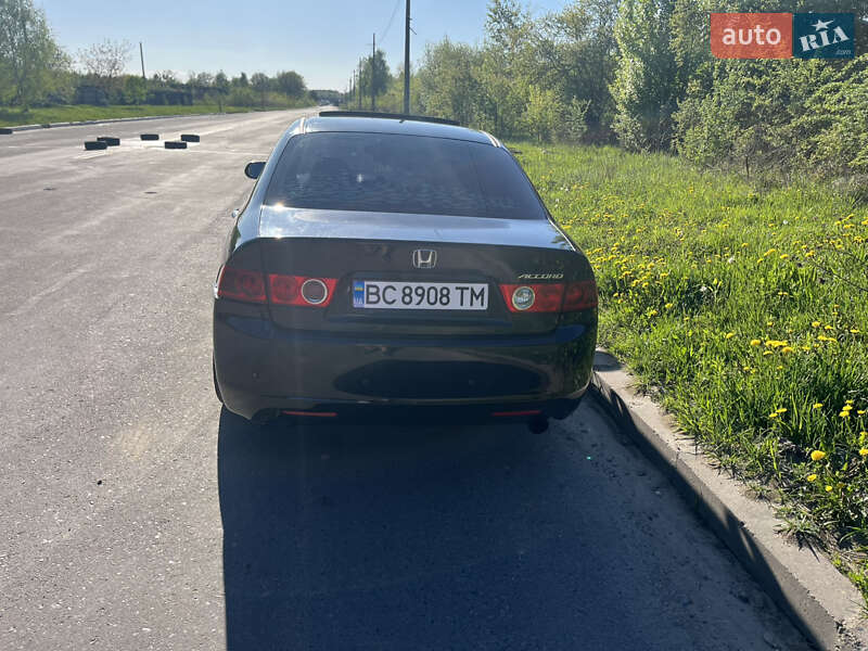 Седан Honda Accord 2005 в Львові