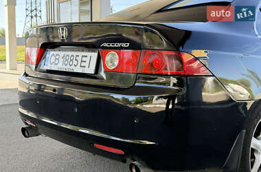 Седан Honda Accord 2003 в 