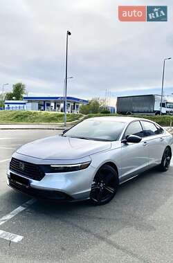 Седан Honda Accord 2023 в Киеве