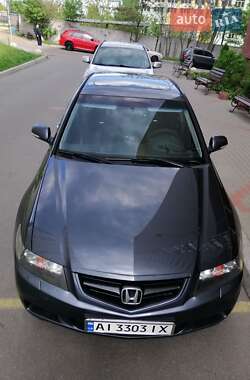 Седан Honda Accord 2003 в Вышгороде