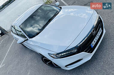 Седан Honda Accord 2018 в 