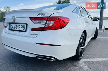 Седан Honda Accord 2018 в 