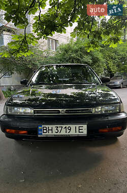 Седан Honda Accord 1992 в Одессе