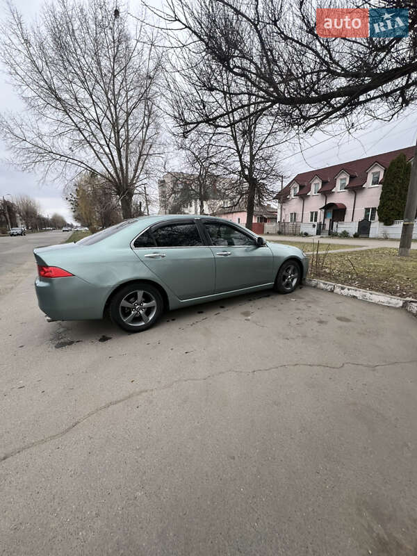 Седан Honda Accord 2003 в 