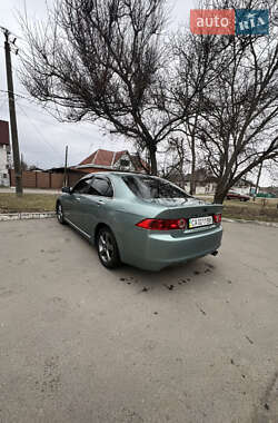 Седан Honda Accord 2003 в 