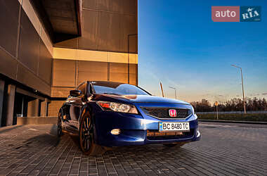 Купе Honda Accord 2009 в 