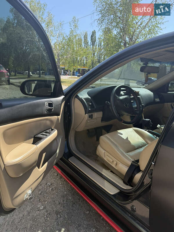Седан Honda Accord 2005 в Харкові