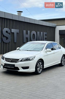 Седан Honda Accord 2013 в Вінниці
