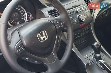Седан Honda Accord 2012 в 