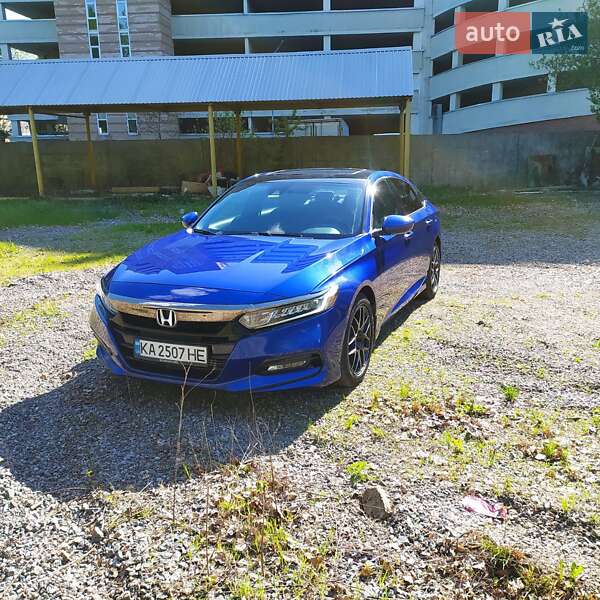 Седан Honda Accord 2018 в Києві