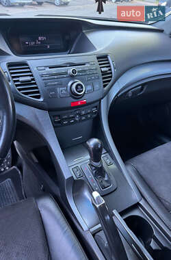Седан Honda Accord 2012 в 
