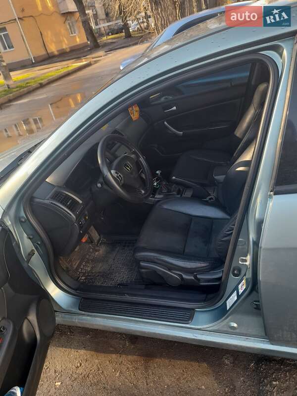 Універсал Honda Accord 2004 в Запоріжжі