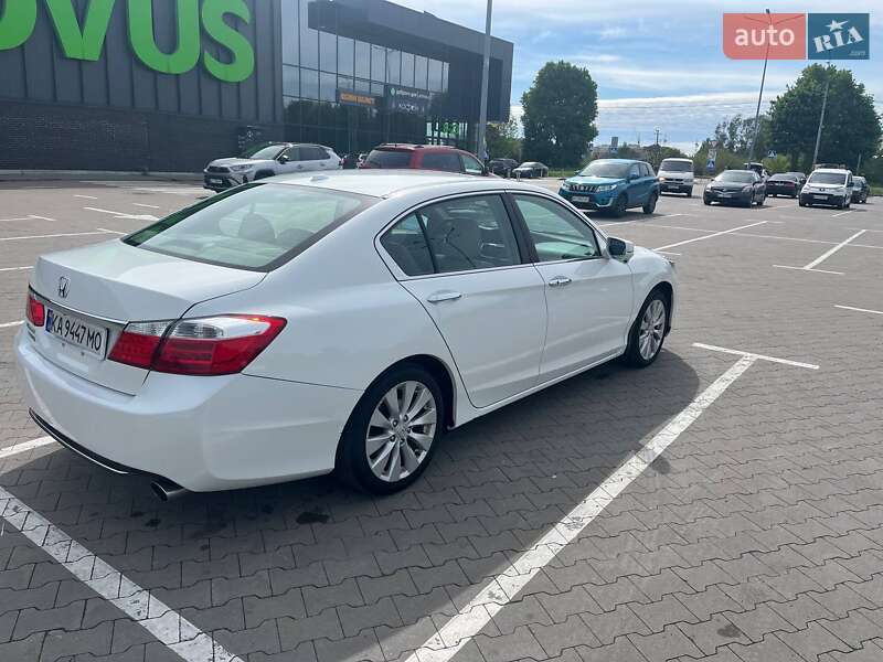 Седан Honda Accord 2013 в Вишгороді