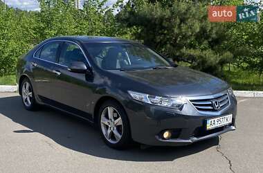 Седан Honda Accord 2011 в 