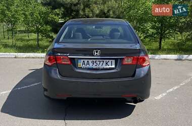 Седан Honda Accord 2011 в 