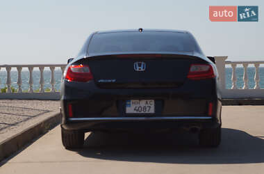 Купе Honda Accord 2015 в 