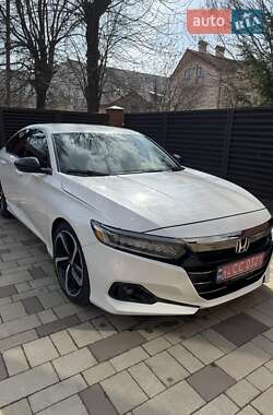 Седан Honda Accord 2021 в 