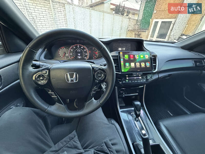 Седан Honda Accord 2016 в Дніпрі