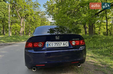 Седан Honda Accord 2005 в 