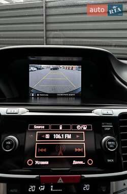 Седан Honda Accord 2013 в 