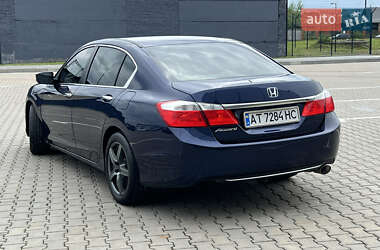Седан Honda Accord 2015 в 