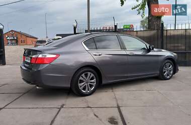 Седан Honda Accord 2014 в 