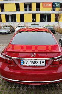 Седан Honda Accord 2016 в 