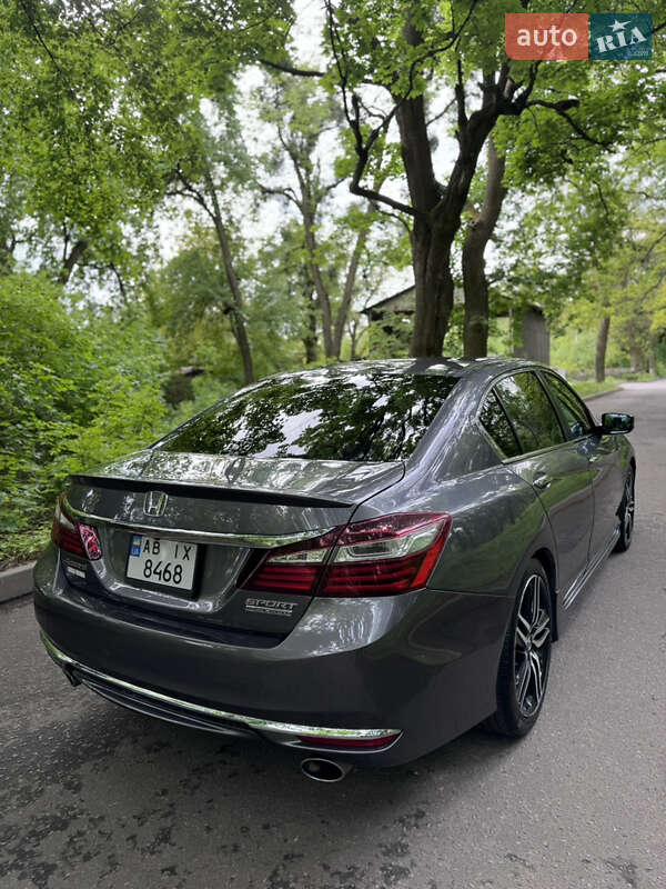 Седан Honda Accord 2017 в Виннице