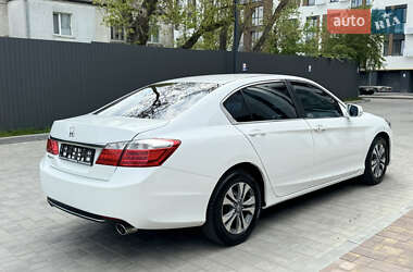 Седан Honda Accord 2013 в Виннице