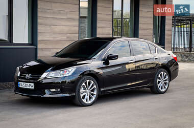 Седан Honda Accord 2015 в 