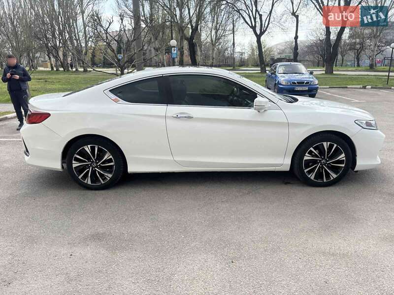 Купе Honda Accord 2017 в Дніпрі