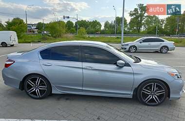Седан Honda Accord 2017 в 