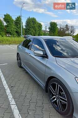 Седан Honda Accord 2017 в 