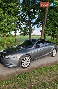 Купе Honda Accord 2008 в Киеве