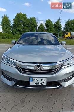 Седан Honda Accord 2017 в Киеве