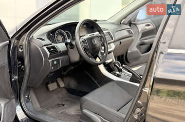 Седан Honda Accord 2015 в 