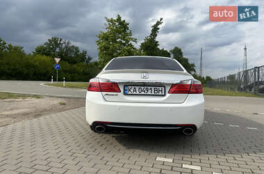 Седан Honda Accord 2013 в 