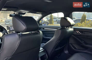 Седан Honda Accord 2022 в 