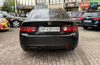 Седан Honda Accord 2005 в 