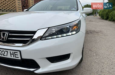 Седан Honda Accord 2014 в 