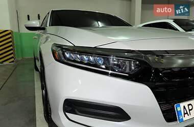 Седан Honda Accord 2018 в 