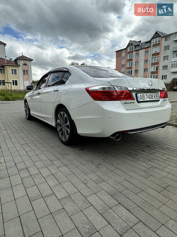 Седан Honda Accord 2013 в Долині