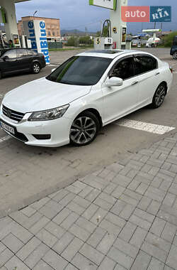 Седан Honda Accord 2013 в Долине