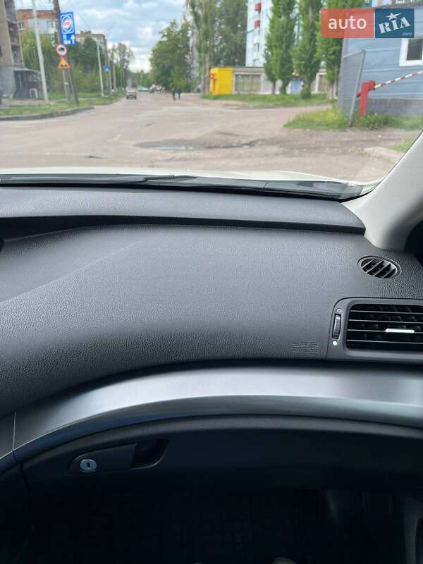 Седан Honda Accord 2011 в Кривом Роге