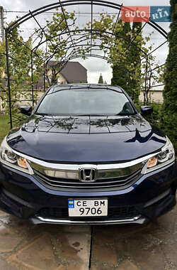 Седан Honda Accord 2015 в Черновцах