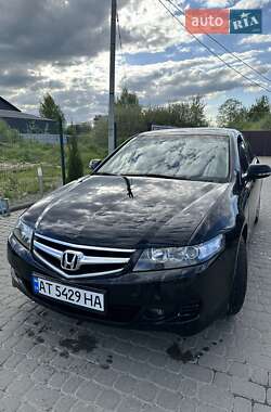 Седан Honda Accord 2006 в Надворной