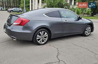 Купе Honda Accord 2012 в 