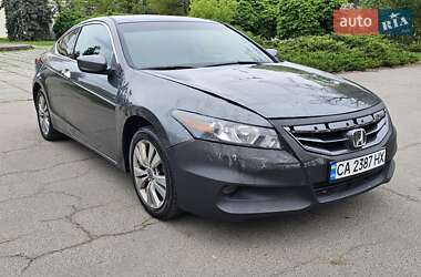 Купе Honda Accord 2012 в 