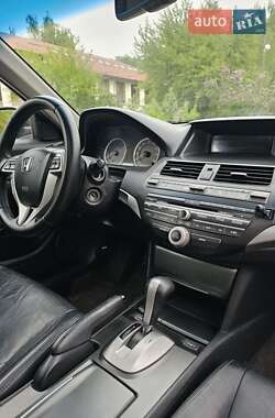 Купе Honda Accord 2012 в 