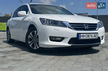 Седан Honda Accord 2013 в Николаеве